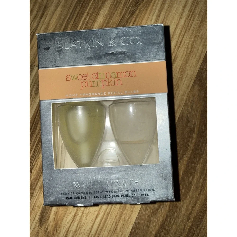 Bath & Body Works Sweet Cinnamon Pumpkin Wallflower Lot‎